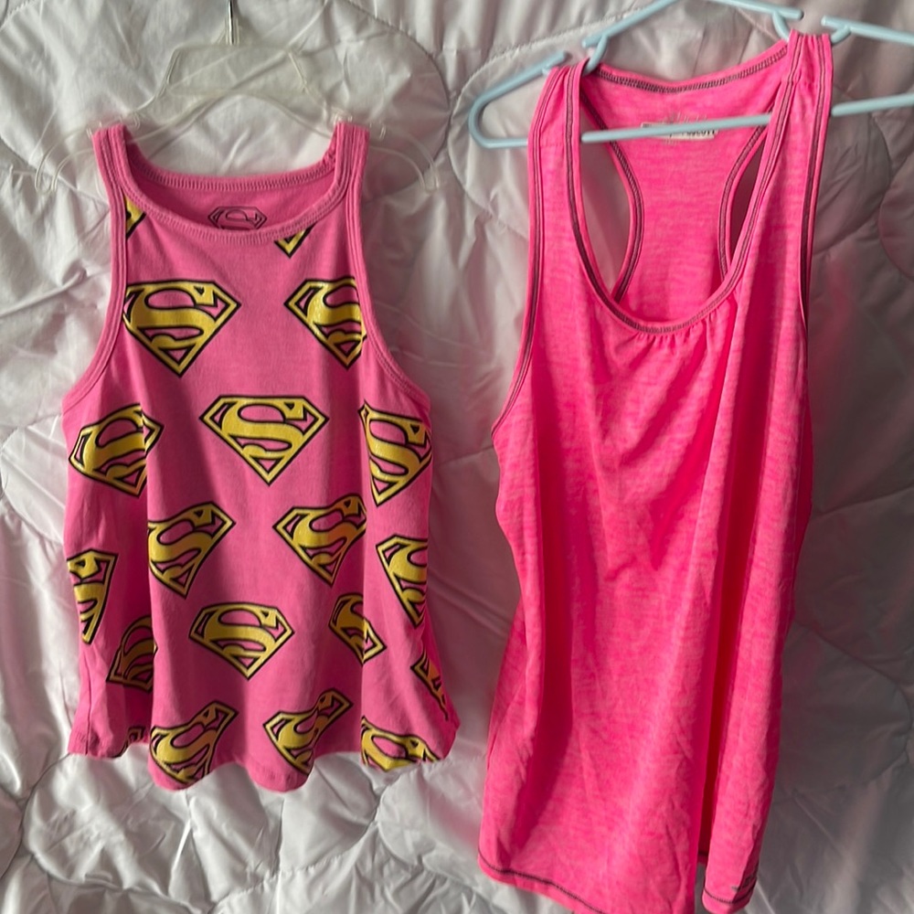 Bundle of 2 shirts for girls